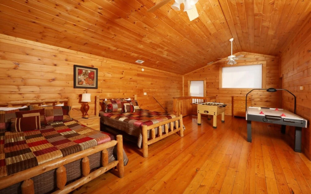 Big Pine Lodge - Six Bedroom Cabin