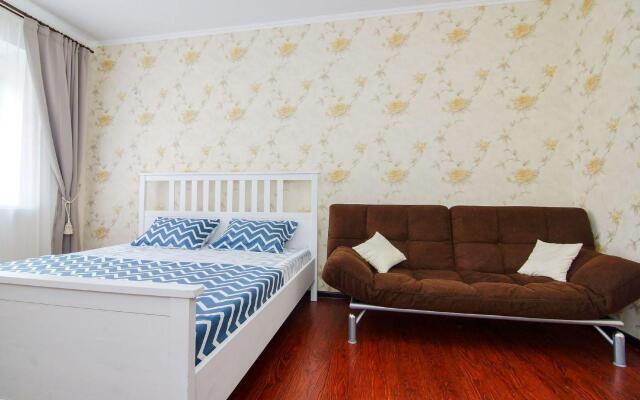 Family Apartments (Фэмили Апартментс) на улице Восточно-Кругликовская 18