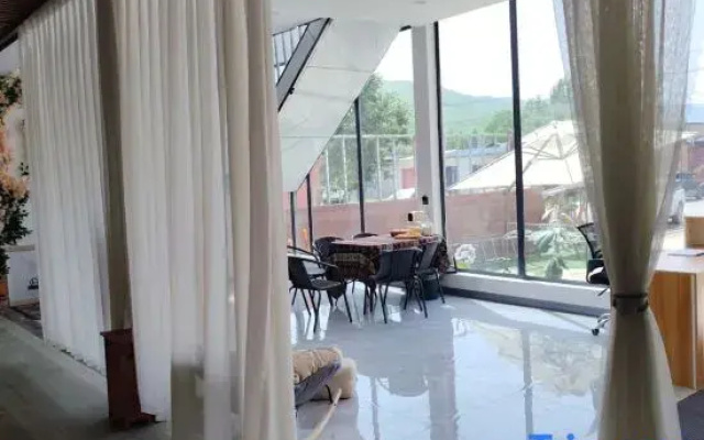 Nalati Yiju Homestay (Nalati Scenic Area)