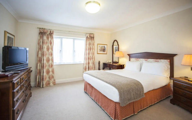 The Walnut Tree Hotel