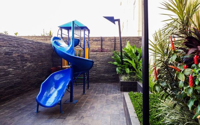 2 Bedrooms at Gading Greenhill Apartment by Travelio