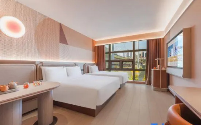 Orange Hotel Chongqing Nanbin Road Houbao Metro Station Hotel