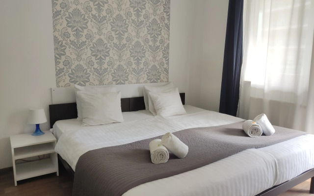 Corvin Center Suites