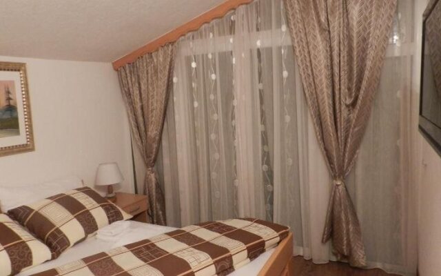 Villa Hum