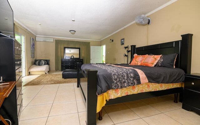 Look Out Point Master Room