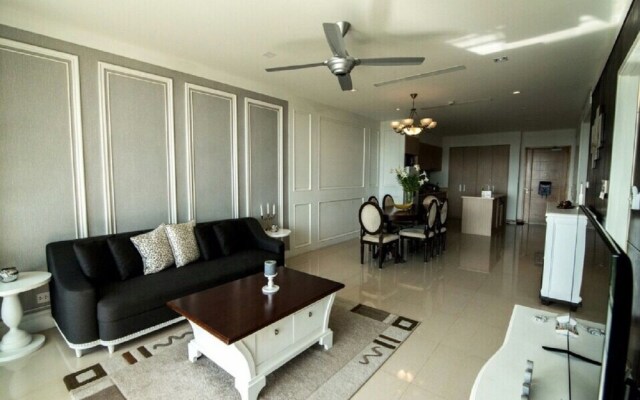 Sky Starlight Apartment