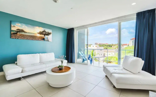 Las Islas Condominiums