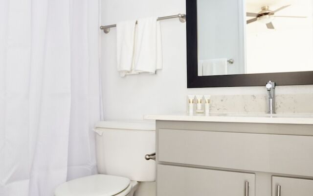 The Domain Luxury Suites by Sonder