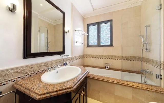 Manzil-6BR Lux Villa with Pvt Pool