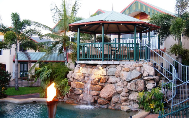 Tinaroo Lake Resort