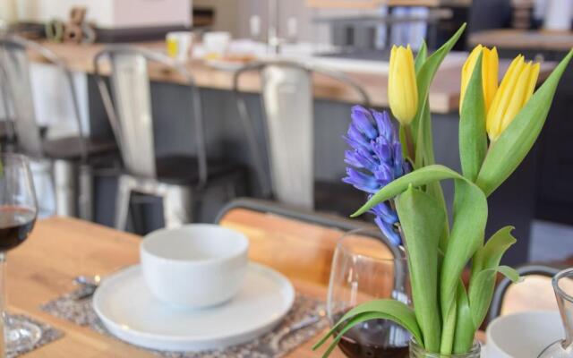 7 Old Grammar School, Leiston