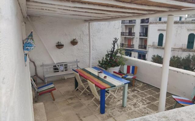Antico Mondo Rooms & Suites