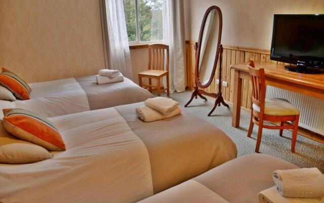 Borde Lago Hotel