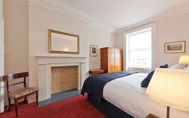 Henrietta Suites City Centre