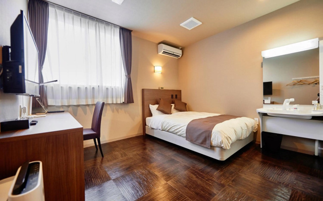 Hotel KAN-RAKU Saitama Honjo-Waseda Hinoki No Yakata – Guest Rooms – Honjo