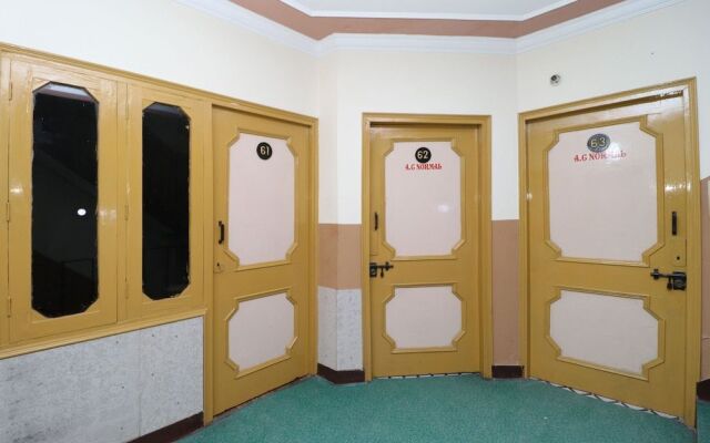 Oyo 28476 Jalandhar Guest House