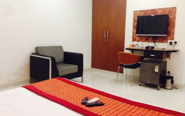 Hotel Sai Village Gurgaon