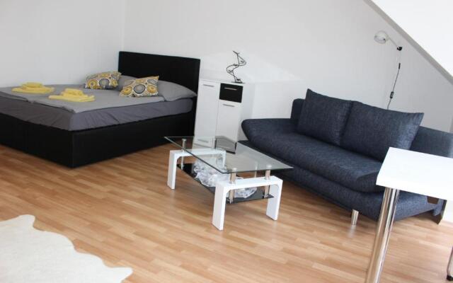 ZV-Scholtz Burghausen, Mozartstr.15 AP-52