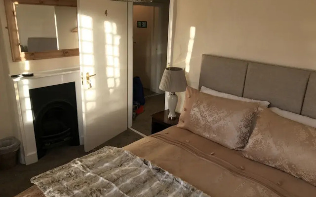 The Kings Arms Hotel