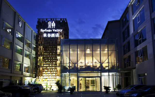 Beijing Springs Valley Hotel