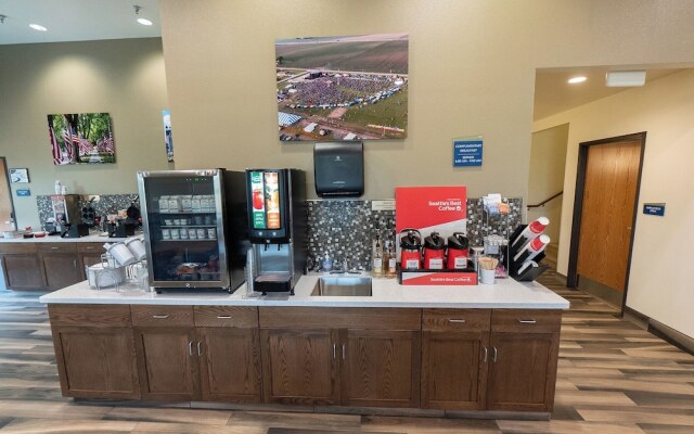 Cobblestone Inn & Suites - Sheldon