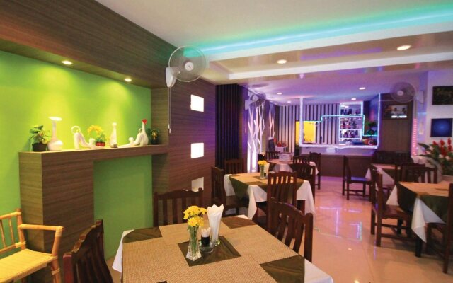 Phanom Benja House Bar And Restaurant