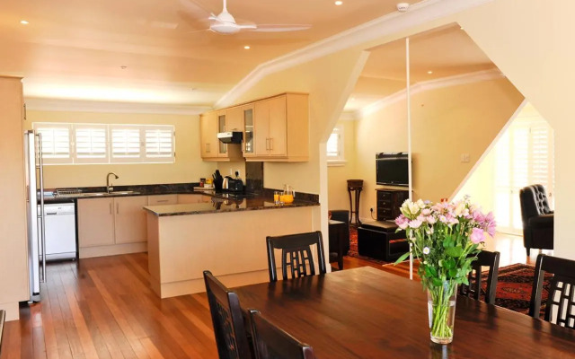 Sica's Guest House - The Loft