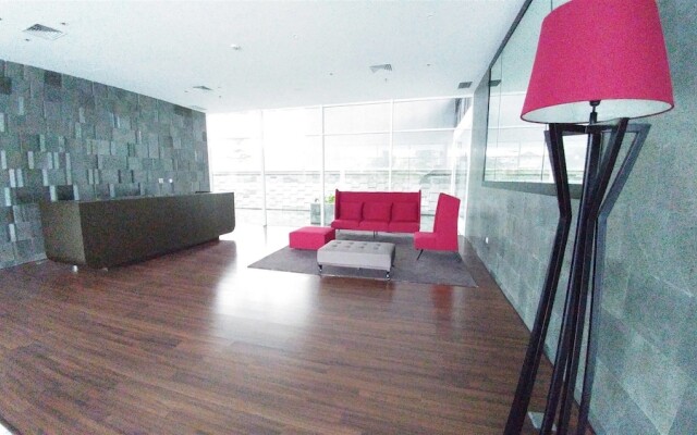 Luxury Spacious Satu8 Apartment Near Lippo Puri