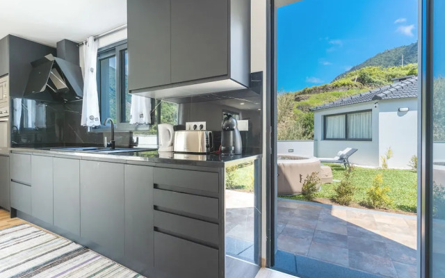 Villa Lorenzo by Atlantic Holiday
