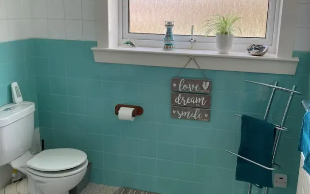 The Waterside Apartment 6