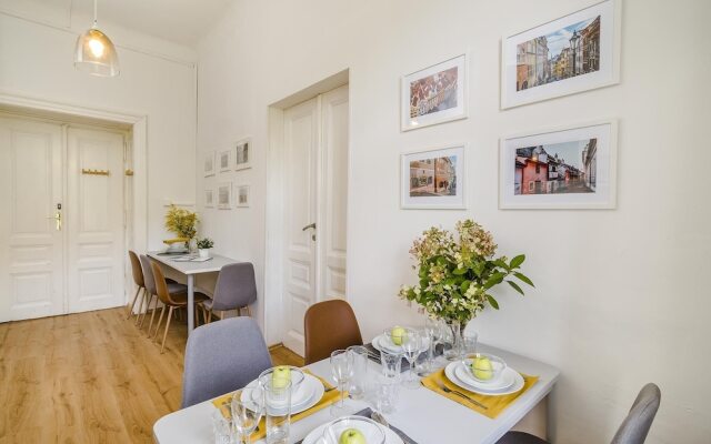 Historic Centre APTs by Michal&Friends