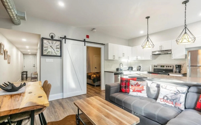 Canadian Style 2Br Loft