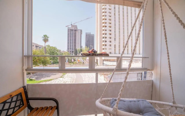 Art Apartment In Mamila - Art & View