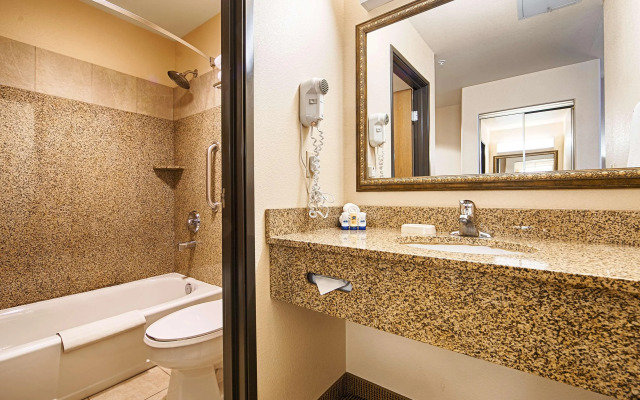Best Western Territorial Inn & Suites