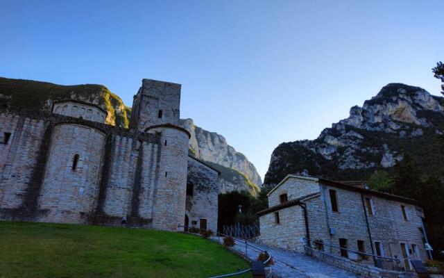 Il Bivacco Frasassi climbing house