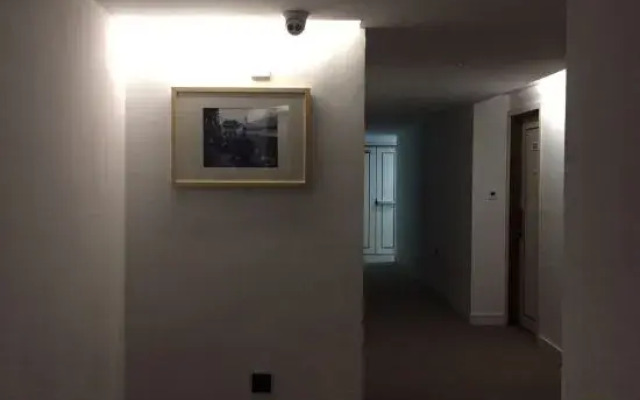Yuyao Jjiangnanbusiness Hotel