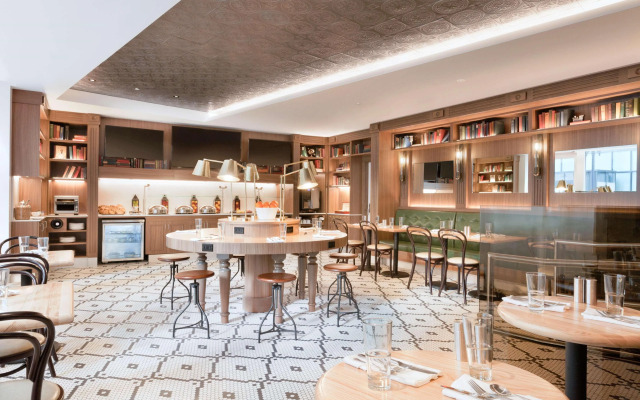 The Ames Boston Hotel, Curio Collection by Hilton