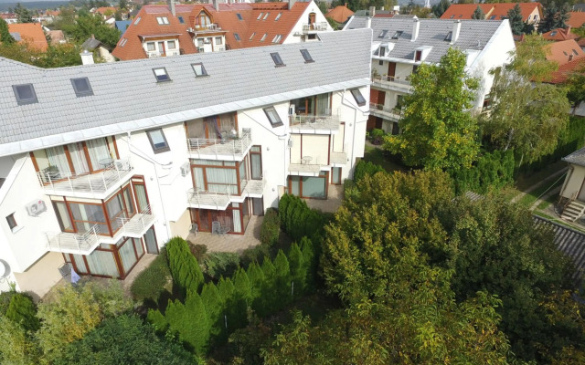 Feng Shui Wellness Apartmanhaz Heviz