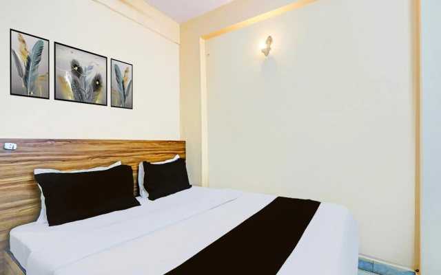 Flagship 48845 Laxmi Residency