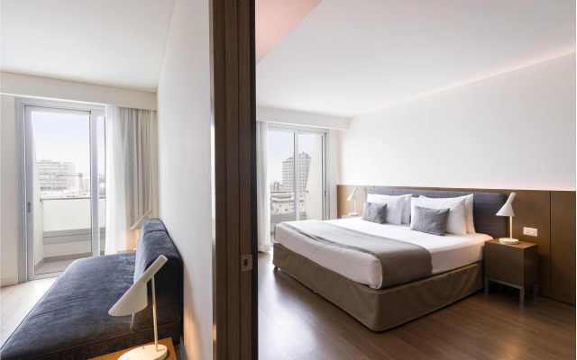 Dazzler by Wyndham Lima San Isidro