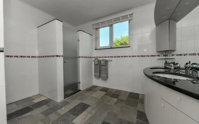 180 Ocean View 2 min to Beach Jacuzzi