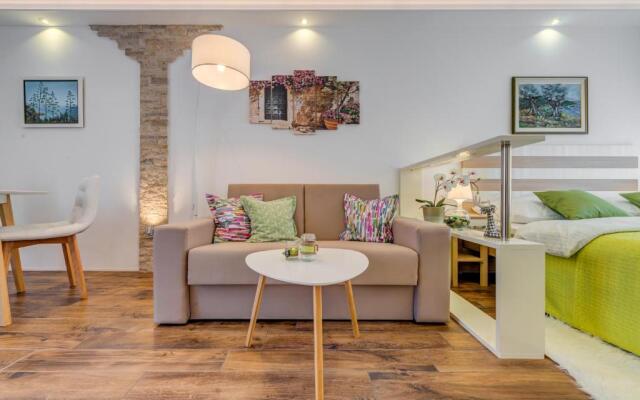 Room&studio Apartment Just Enjoy