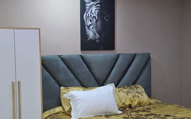 Seven Palms Executive Lodge