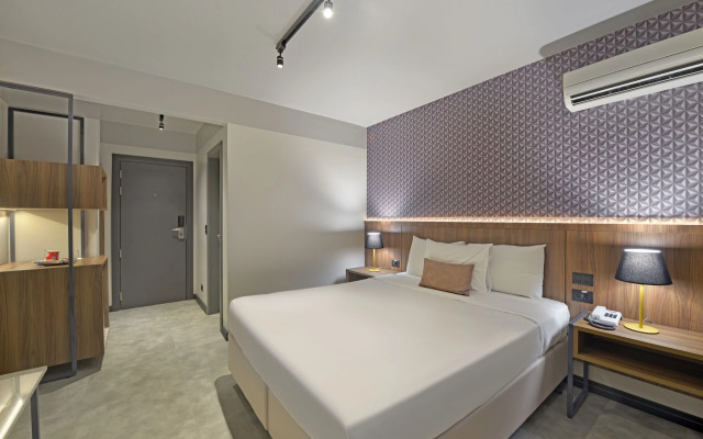 Hotel Deville Business Maringá
