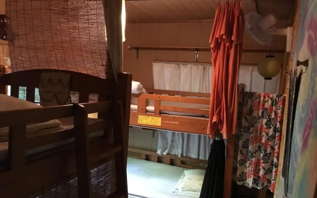 OKINAWA MOTOBU GUESTHOUSE - Hostel