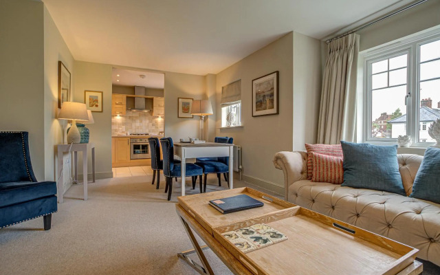 Vanbrugh Serviced Apartment