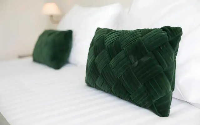 Unique Luxury Central Flat