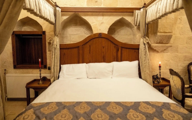 Kasr-i Divan Hotel