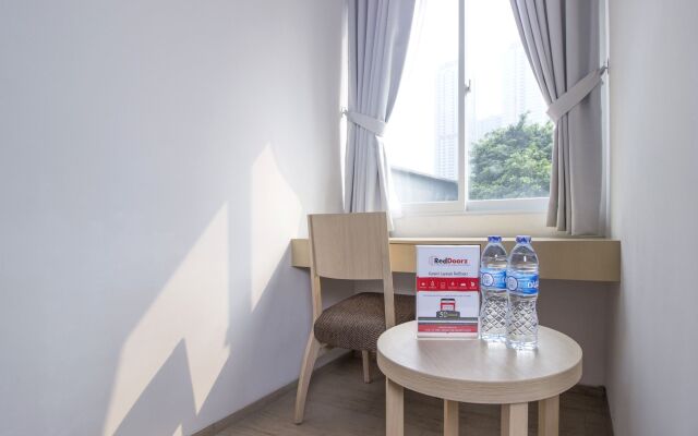 RedDoorz Plus @ SCBD