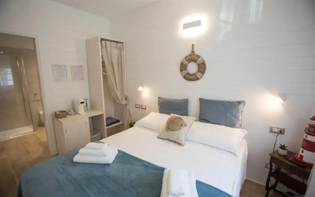 Laura E Christian Rooms